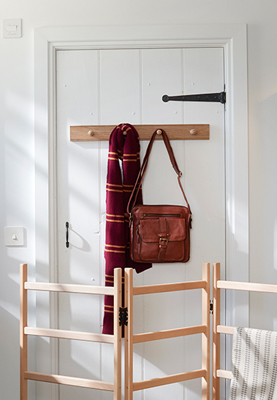 Wooden drying rack made of beach with extendable arms