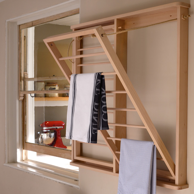 The beadboard wall mounted drying rack